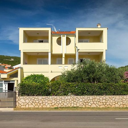 Apartmani Vrtlici Zdenka Stara Novalja Esterno foto
