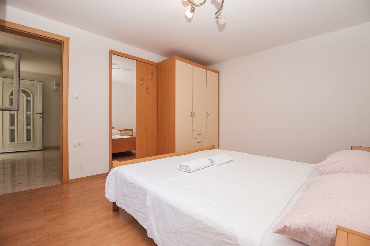 Apartmani Vrtlici Zdenka Stara Novalja Esterno foto